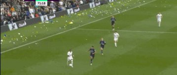 1651342439651008892.gif 9.gif